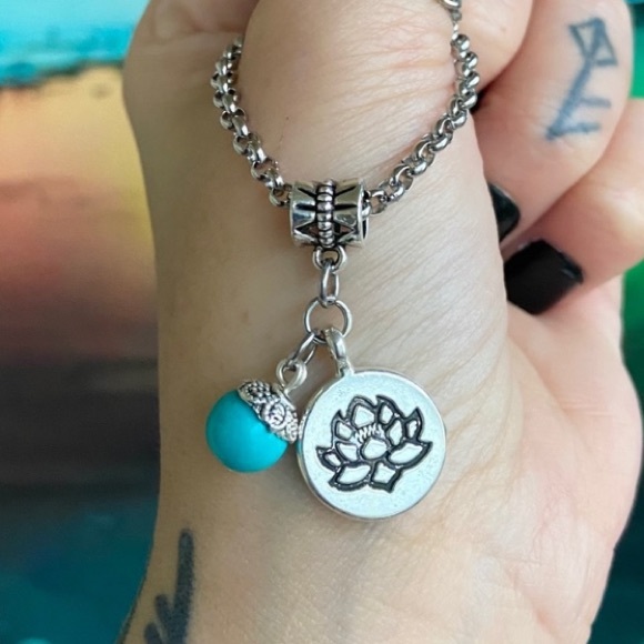 🔴Stainless steel chain turquoise & lotus flower - Picture 3 of 11